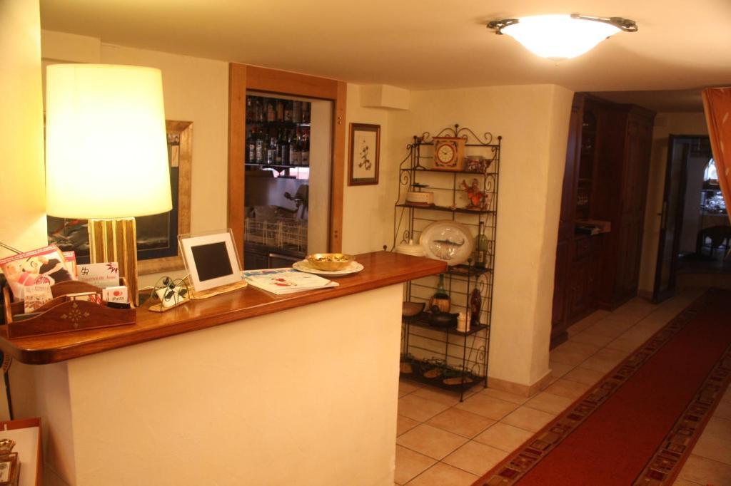 Auberge Communale Bogis Bossey Exterior photo